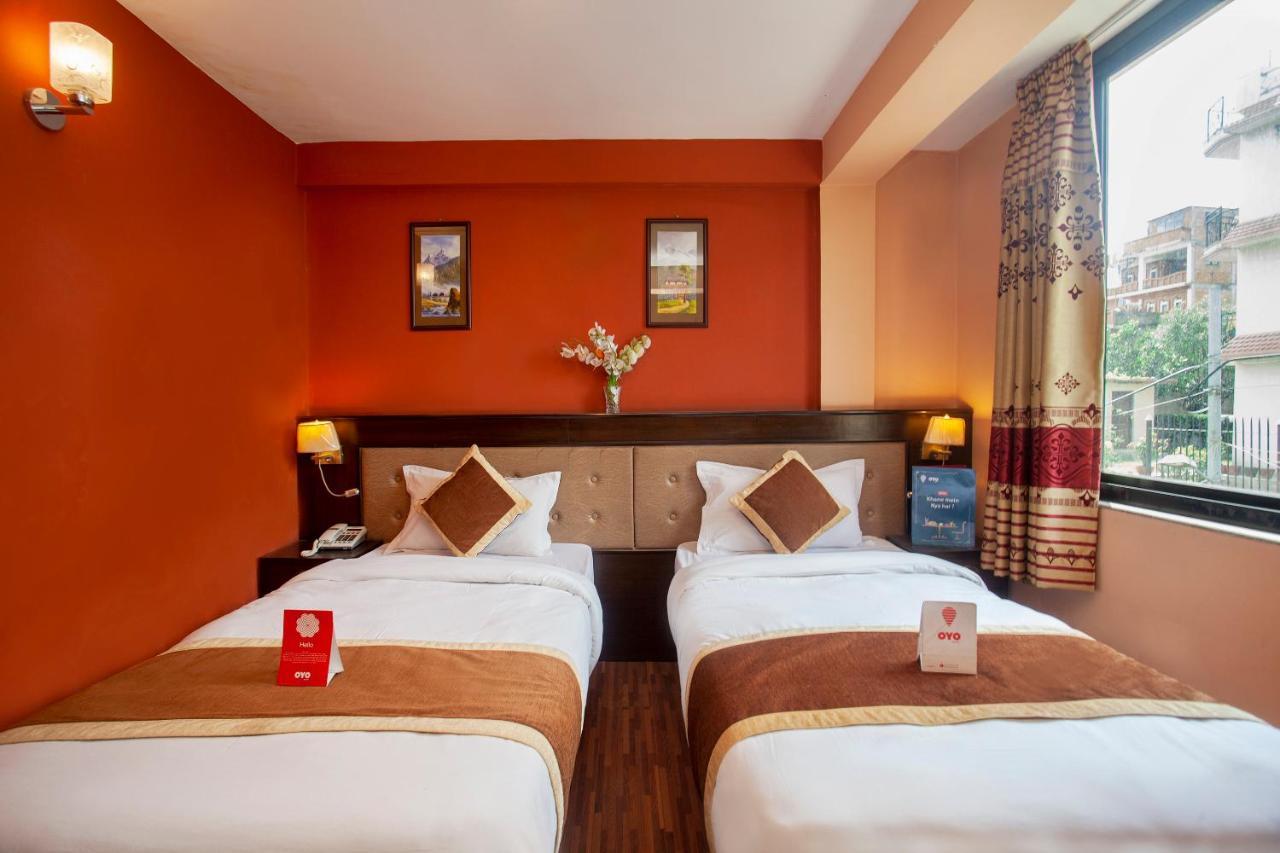 Divine Guest House Kathmandu Esterno foto